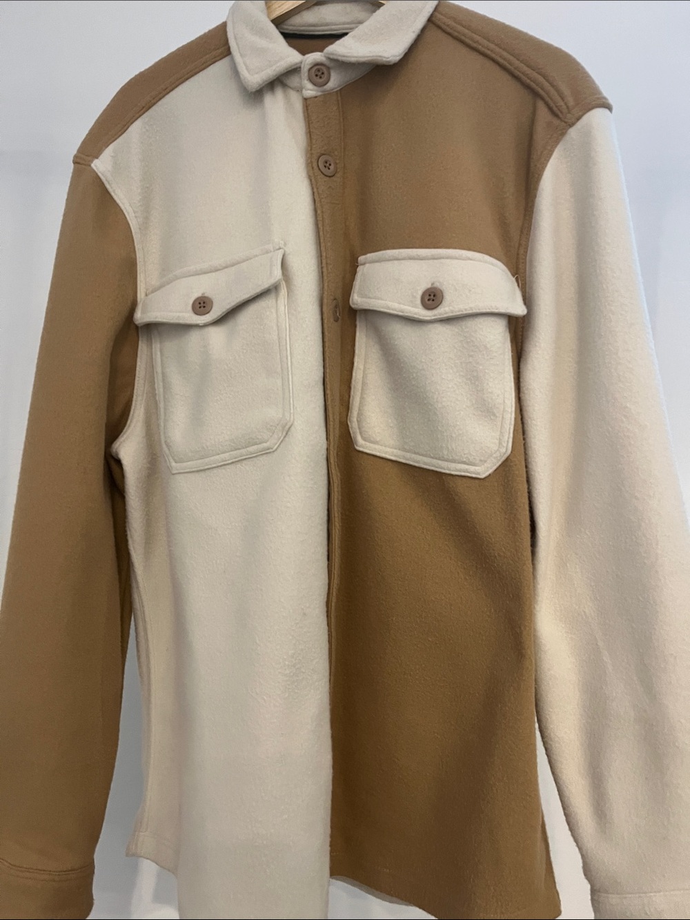 DR Essentials Two-Tone Fleece Shirt Jacket in Cream & Brown XL